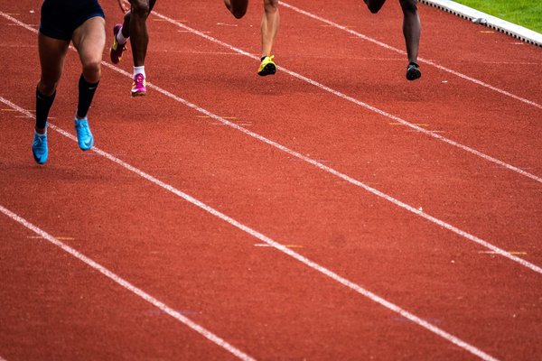 les événements sportifs à venir et les performances des athlètes
