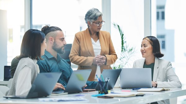 Révélez votre potentiel avec une agence stratégie digitale adaptée